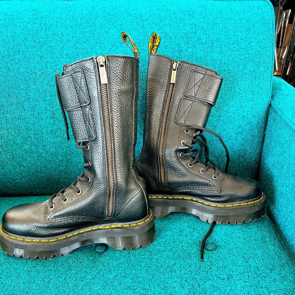 DR. MARTENS JAGGER PLATFORM COMBAT BOOT VELCRO SIZE 7 BLACK NAPPA - worn ONCE!